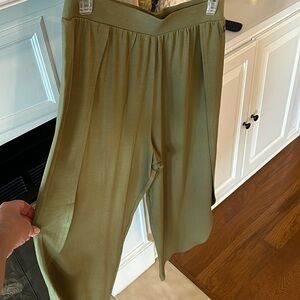 NWT Matilda Jane pants